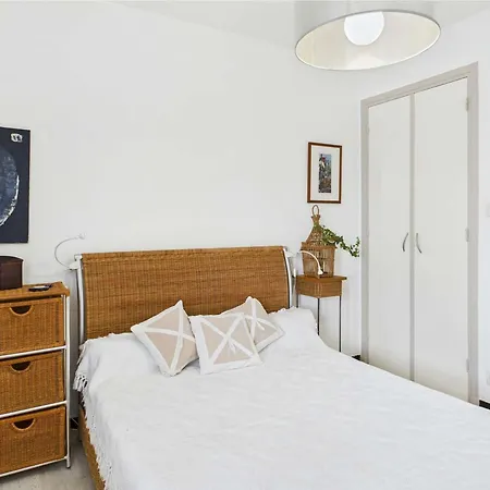 Apartament 3 Pieces Avec Terrasse A Marseillan-plage - Fr-1-326-858 *